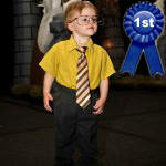 04-the-office-halloween-costume-dwight-pete