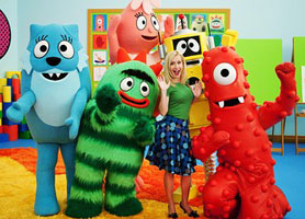 Angela Kinsey Yo Gabba Gabba