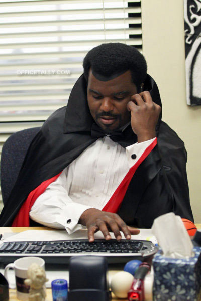 The Office Halloween: Darryl as Dracula