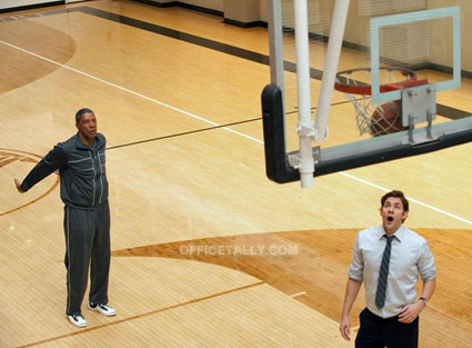 The Office: Lice with John Krasinski (Jim Halpert) and Julius Erving